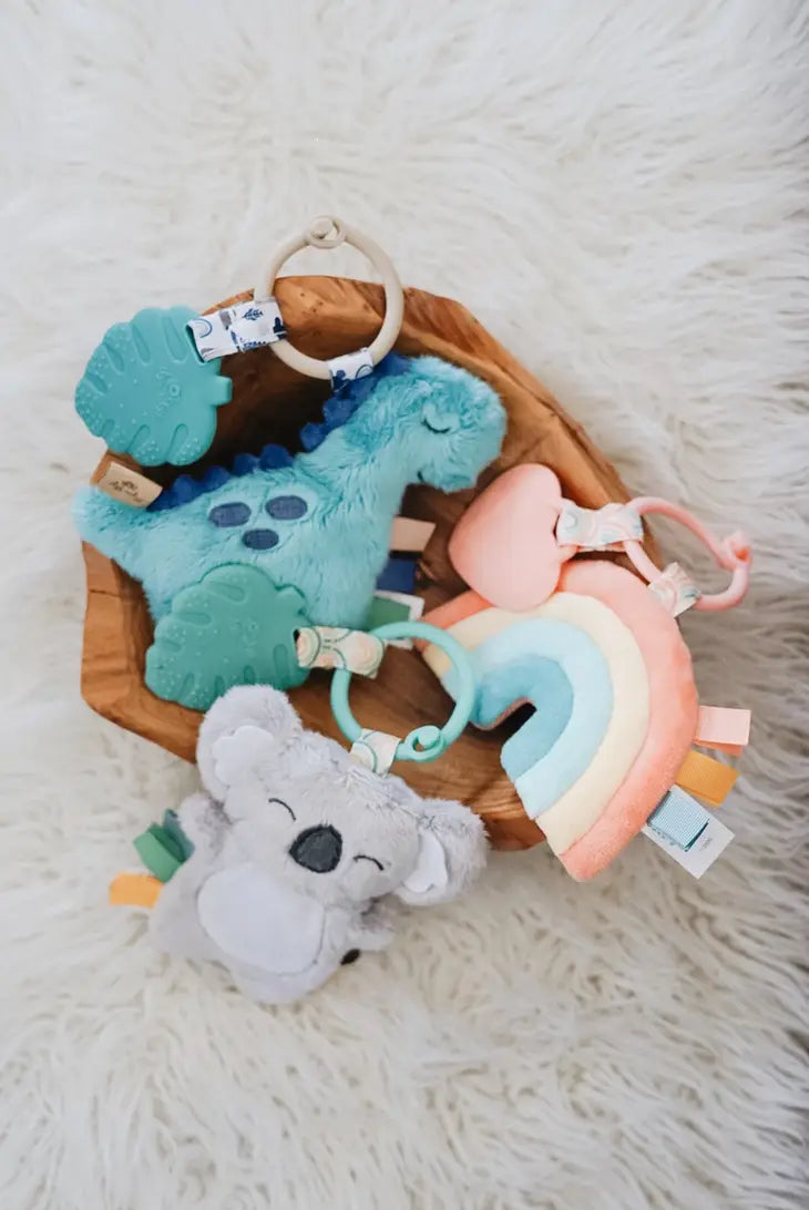 Itzy Pal Plush + Teether