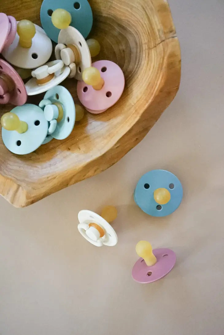 Itzy Soother Natural Rubber Pacifier Sets